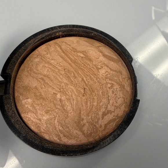 Laura Geller baked balance n glow golden medium - Picture 2 of 4
